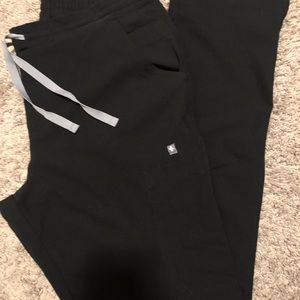 Size Medium Black Fig Scrubs